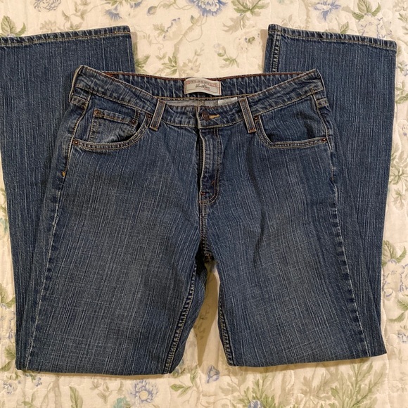 Levi’s Stretch Low Rise Bootcut 12